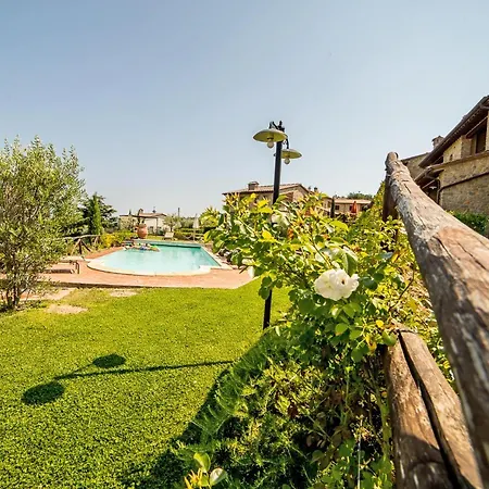 アパート Borgo In *